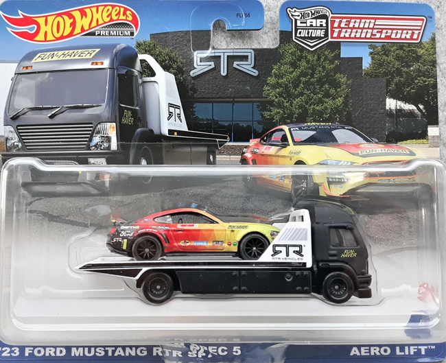 Hot Wheels Team Transport #50: '23 Ford Mustang RTR Spec 5 & Aero Lift