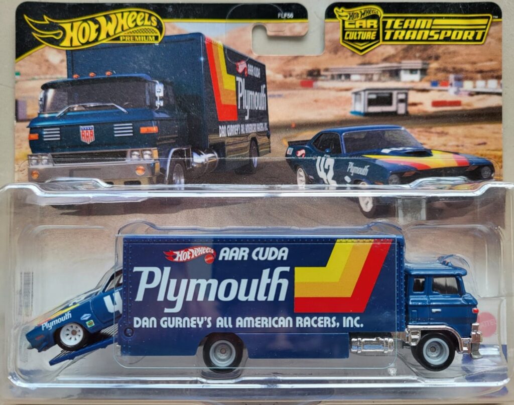 Hot Wheels Team Transport #63: '70 Plymouth AAR Cuda & Sakura Sprinter